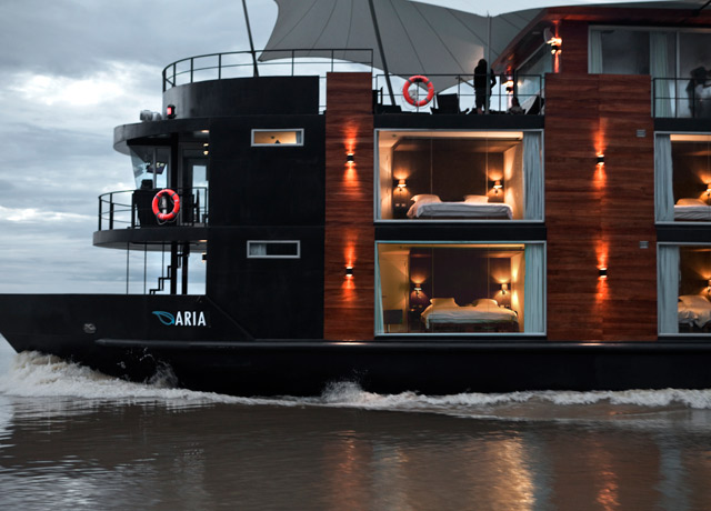 Aria, Amazon River cruise ship